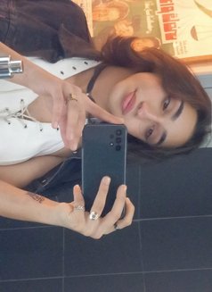 Daiana - Acompañantes transexual in Beirut Photo 2 of 4