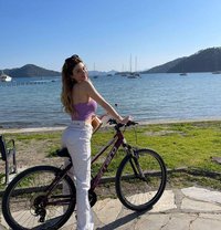 Daiana Only Few Days - escort in Muscat