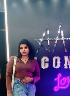 Daicy for ur stress - Transsexual escort in Hyderabad Photo 2 of 2