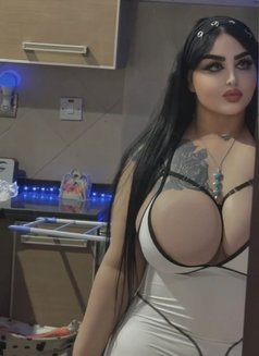 Daily - adult performer in Dubai Photo 11 of 30