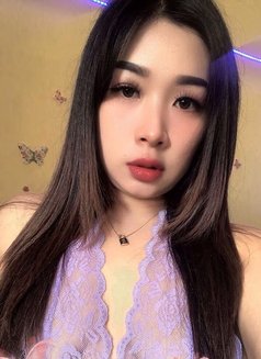 Daina - puta in Al Sohar Photo 2 of 6