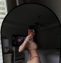 Daisy - escort in Tokyo