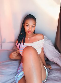 Daisy African Lady - escort in Noida Photo 2 of 7