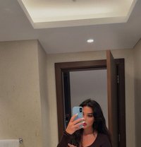 Daisy - escort in Al Manama Photo 6 of 9