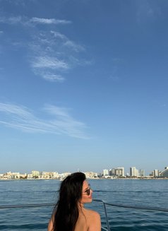 Daisy - escort in Al Manama Photo 9 of 9