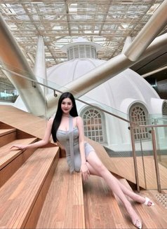 Daisy - puta in Shanghai Photo 6 of 6