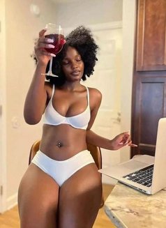 Daisy, - escort in Vadodara Photo 2 of 2