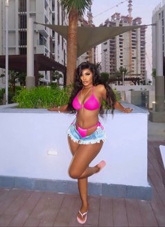 Daisy - escort in Dubai Photo 4 of 5