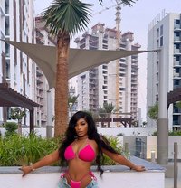 Daisy - puta in Dubai Photo 5 of 5