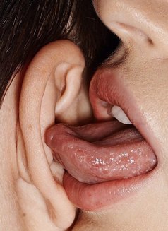 Daisy - escort in Bangkok Photo 8 of 8