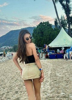 Daisy Lb - Transsexual escort in Phuket Photo 2 of 4