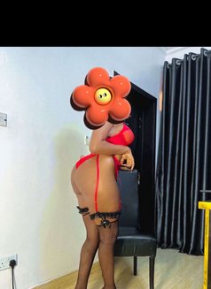 Daisy - escort in Accra Photo 1 of 5