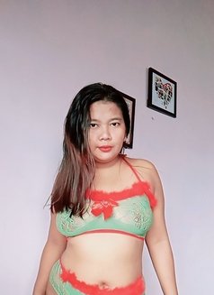 Daisy Ortigosa - escort in Manila Photo 1 of 6