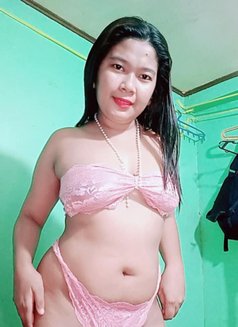 Daisy Ortigosa - escort in Manila Photo 1 of 3