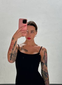 Daisy Raw Heat - puta in Hong Kong Photo 5 of 7