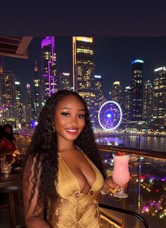 Daisy - puta in Abidjan Photo 3 of 6