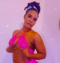 Daisy - escort in Riyadh