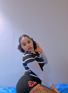 Daisy - escort in Jeddah Photo 1 of 1