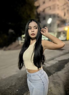 Daisy - escort in Bangkok Photo 4 of 5