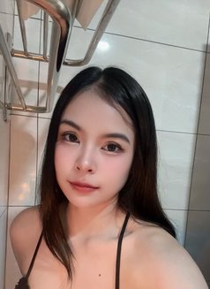 Daisy - escort in Taoyuan Photo 8 of 11
