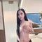 Daisy - escort in Singapore Photo 3 of 7