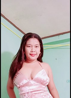 Daisylyn Benavidez - escort in Manila Photo 3 of 10