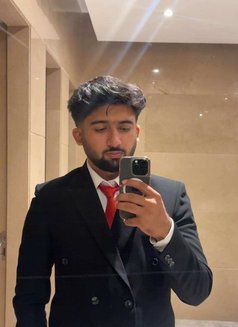 Daksh - Male escort in Ahmedabad Photo 1 of 1