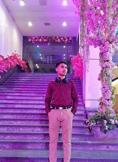Daksh - Male escort in New Delhi Photo 3 of 4