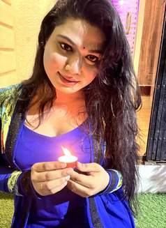 Daksha - Transsexual escort in Vadodara Photo 2 of 13