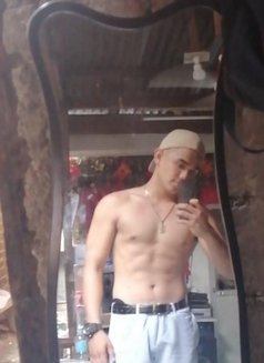 Dale - Male escort in Cebu City Photo 1 of 6