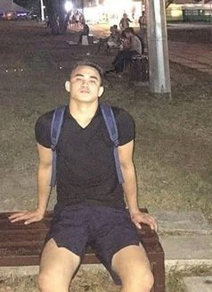 Dale - Male escort in Cebu City Photo 3 of 6