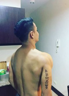Dale - Male escort in Cebu City Photo 4 of 6