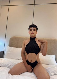 Daler Twink Boy - Male escort in Jeddah Photo 4 of 8