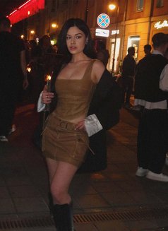 Dalia - escort in Dubai Photo 6 of 6