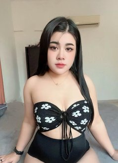 Dalia - escort in Şalālah Photo 4 of 9