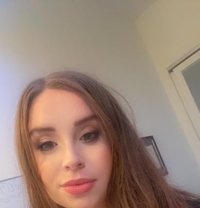 Dalila - escort in Cairo