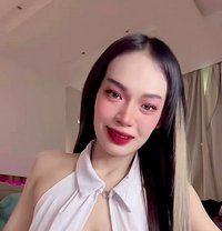Dalin - escort in Al Manama