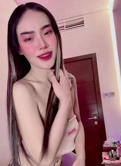Dalin - escort in Al Manama Photo 12 of 14