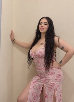 Dalouaa - Male escort in Dubai Photo 2 of 5
