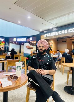 Daman - Male escort in Chandigarh Photo 5 of 8