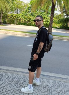 Damian - masseur in Ho Chi Minh City Photo 30 of 30