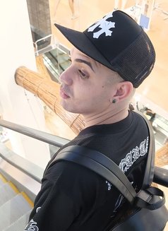Damian Latino - Male escort in Ho Chi Minh City Photo 16 of 18