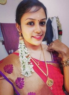 Damini Gupta - escort in Hyderabad Photo 2 of 2