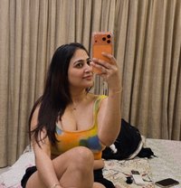 Damini❣️indefident College Girl Availabl - escort in Mumbai