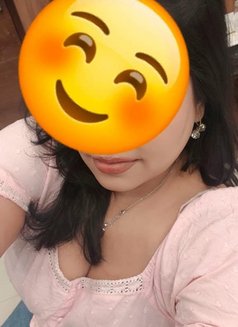 Damini Sharma - escort in Chennai Photo 5 of 6