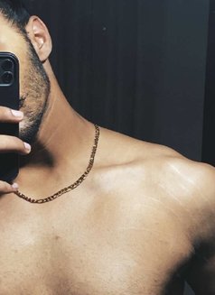 Dammy - Male escort in Chandigarh Photo 3 of 4