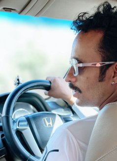 Dammy - Male escort in New Delhi Photo 2 of 4