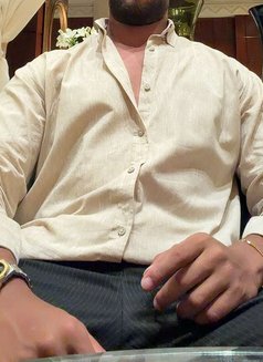 Damoo - Acompañante masculino in Cairo Photo 2 of 3