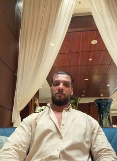 Damoo - Acompañante masculino in Cairo Photo 3 of 3