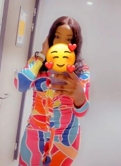 Damsel - escort in Lomé Photo 2 of 2